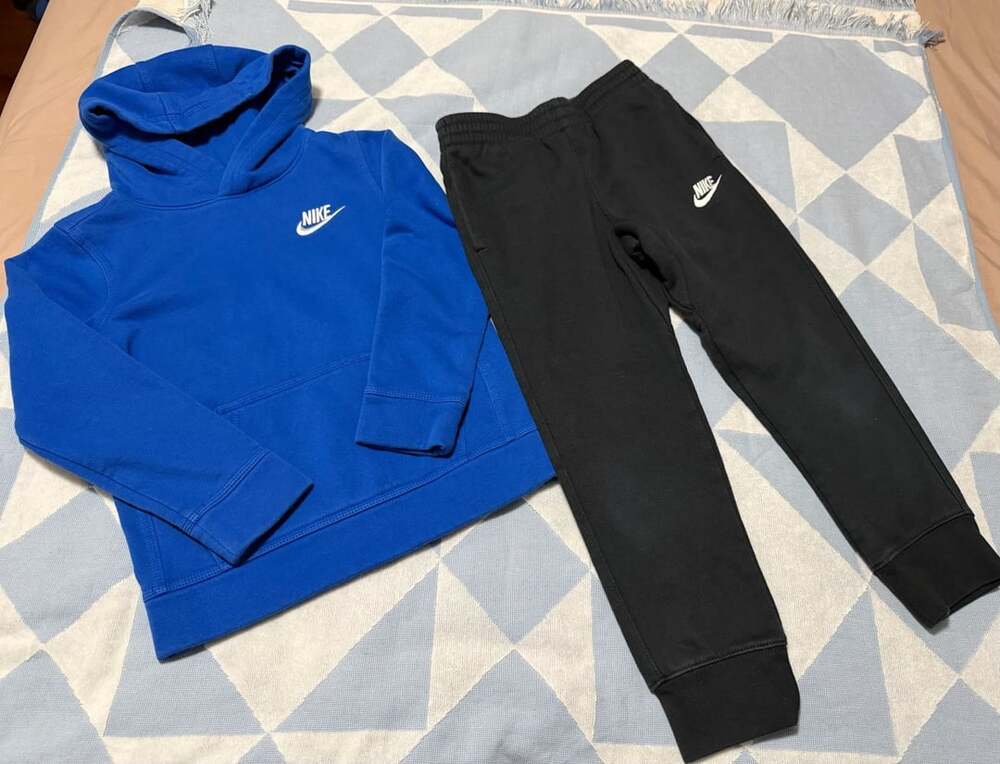 Nike Kids Blue Hoodie and Black Sweatpants Set Size 6-7 Years